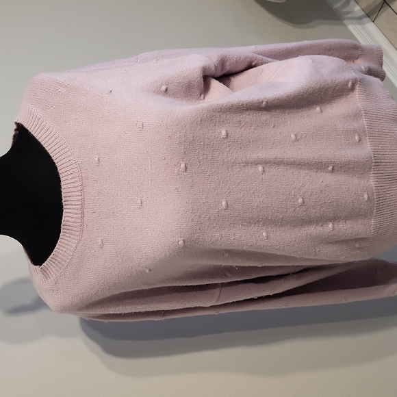 Kendall & Kyle sweater - Picture 6 of 9